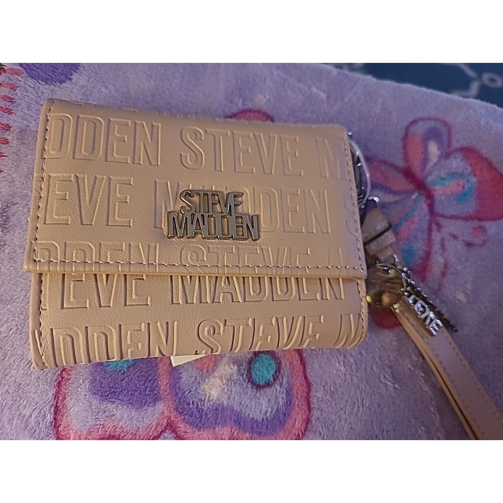 New With Tags BVAL Embossed Logo Wristlet Wallet The Color Is Blush